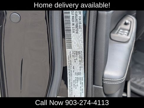 Used 2024 Jeep Grand Cherokee L Laredo RWD image 40