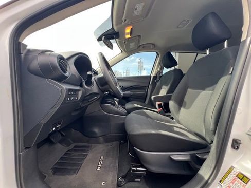 Used 2024 Nissan Kicks S FWD image 18