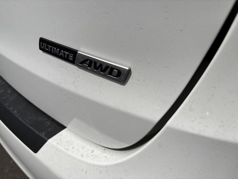 Used 2018 Hyundai Santa Fe AWD w/ Cargo Package image 19
