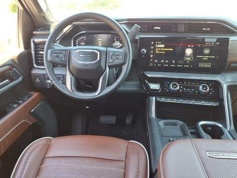 Used 2025 GMC Sierra 3500 Denali Ultimate AWD/4WD image 27