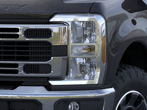 New 2026 Ford F250 XLT w/ Tremor Off-Road Package AWD/4WD image 18