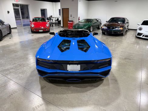 Used 2018 Lamborghini Aventador S AWD/4WD image 43