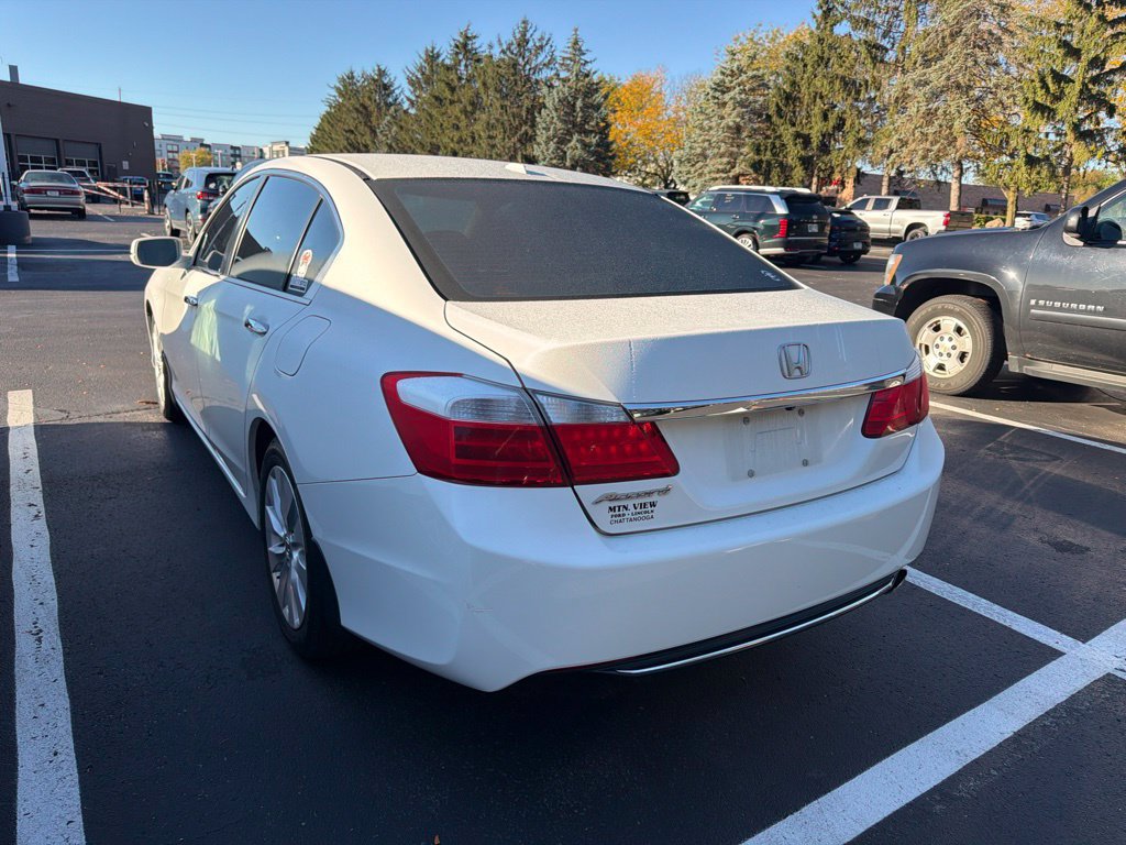 Used 2015 Honda Accord EX-L image 2