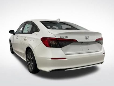 Used 2024 Honda Civic EX image 3