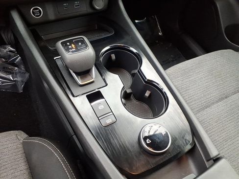 Used 2023 Nissan Rogue SV image 29