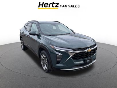 Used 2025 Chevrolet Trax LT w/ LT Convenience Package