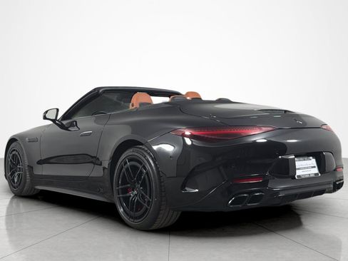 Used 2023 Mercedes-Benz SL 55 AMG 4MATIC image 3