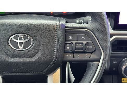New 2026 Toyota 4Runner TRD Off-Road Premium AWD/4WD image 28