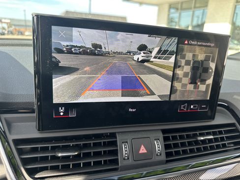 Used 2023 Audi SQ5 Premium Plus image 18