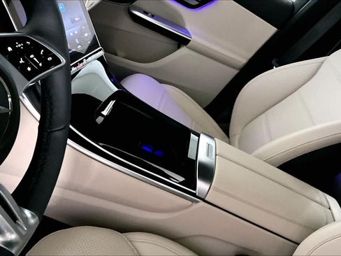 Certified 2023 Mercedes-Benz GLC 300 4MATIC image 17