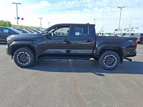 New 2026 Toyota Tacoma TRD Sport AWD/4WD image 4