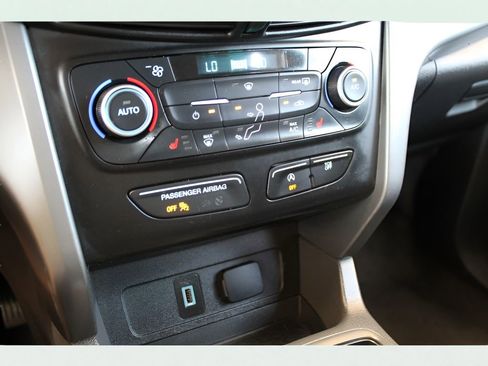 Used 2018 Ford Escape SEL image 25