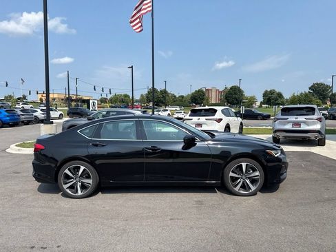 Used 2024 Acura TLX w/ Technology Package FWD image 5