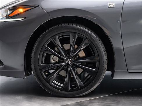 Used 2023 Lexus ES 350 F Sport w/ Accessory Package (Z2) image 9