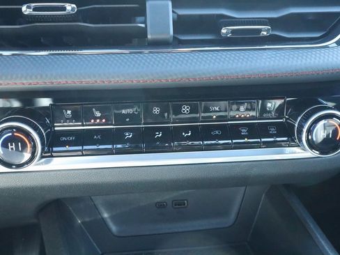 New 2026 Chevrolet Equinox RS w/ Convenience Package III image 7