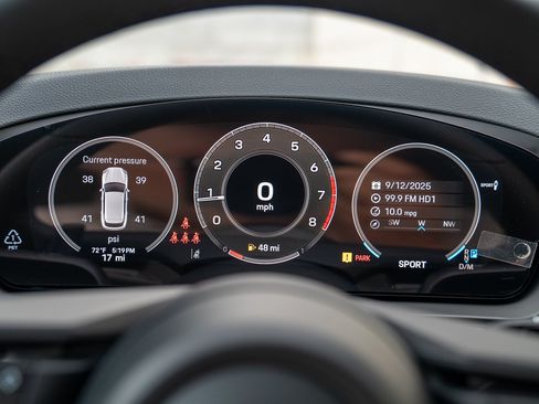 Certified 2026 Porsche Cayenne AWD/4WD image 14