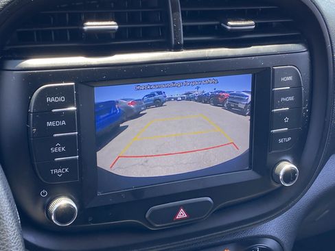 Used 2020 Kia Soul LX FWD image 7