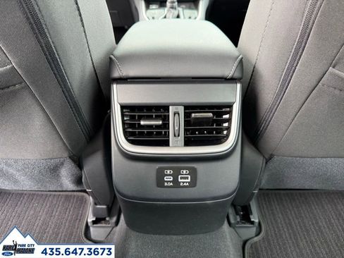 Used 2025 Subaru Legacy Premium AWD/4WD image 27