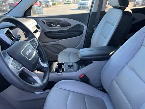 Used 2024 GMC Terrain SLT AWD/4WD image 9