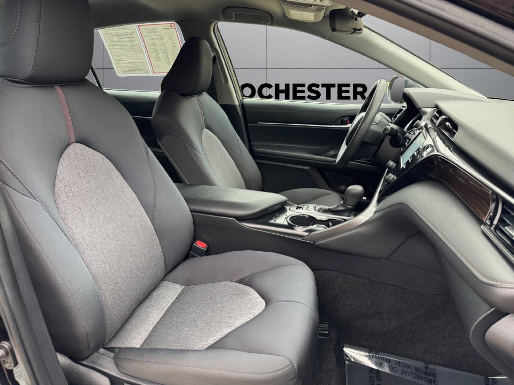 Certified 2019 Toyota Camry LE FWD image 17