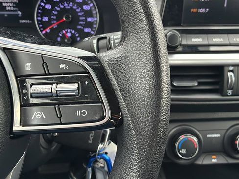 Used 2023 Kia Forte LXS image 25