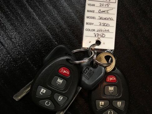 Used 2015 GMC Savana 2500 G2500 image 33