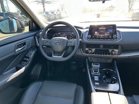 New 2026 Nissan Rogue SV image 23