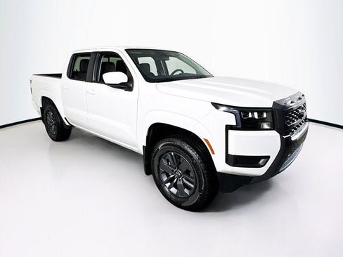 New 2026 Nissan Frontier SV w/ SV Convenience Package image 3