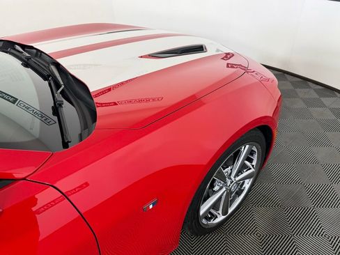 Used 2017 Chevrolet Camaro SS RWD image 11