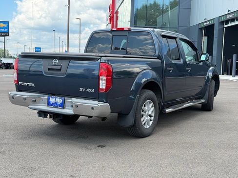 Used 2016 Nissan Frontier SV w/ SV Value Truck Package AWD/4WD image 5