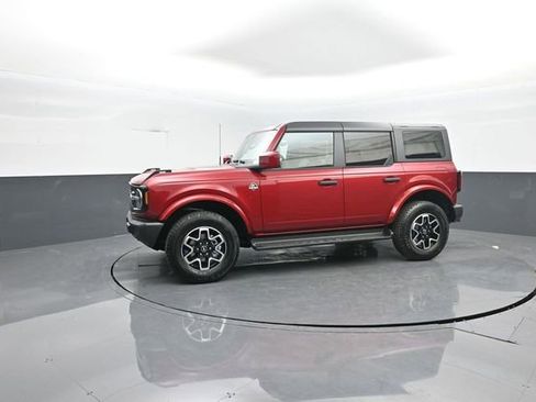 New 2026 Ford Bronco Outer Banks image 4