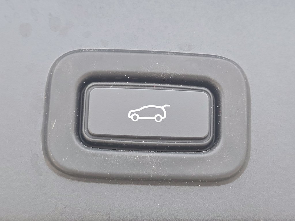 Used 2020 Land Rover Range Rover Evoque SE AWD/4WD image 18