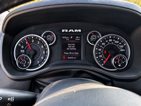 Used 2024 RAM 1500 Lone Star AWD/4WD image 13