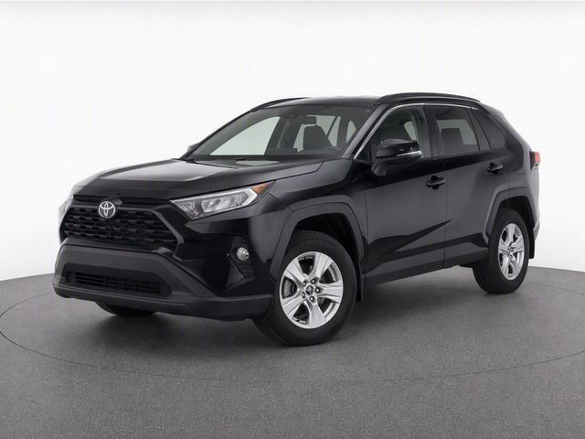 Certified 2021 Toyota RAV4 XLE w/ Convenience Package FWD image 8