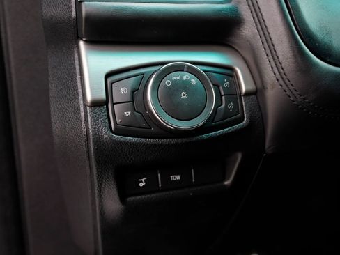 Used 2016 Ford Explorer Platinum AWD/4WD image 28