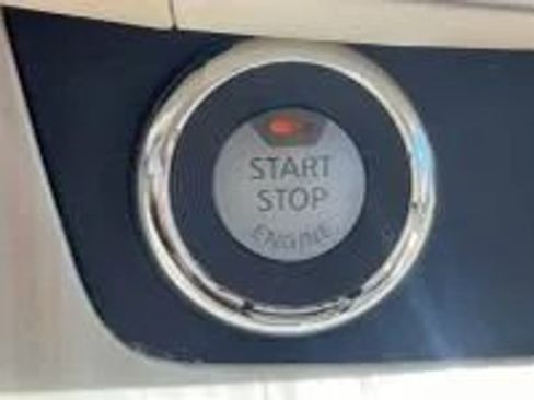 Used 2015 Nissan Murano SV image 12