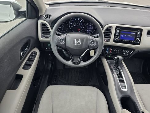 Used 2020 Honda HR-V LX image 15