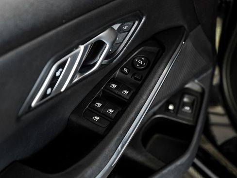 Used 2022 BMW 330e xDrive w/ Driving Assistance Package image 47