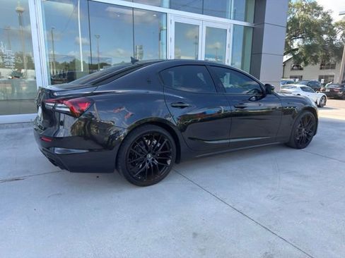 Used 2023 Maserati Ghibli Modena RWD image 4