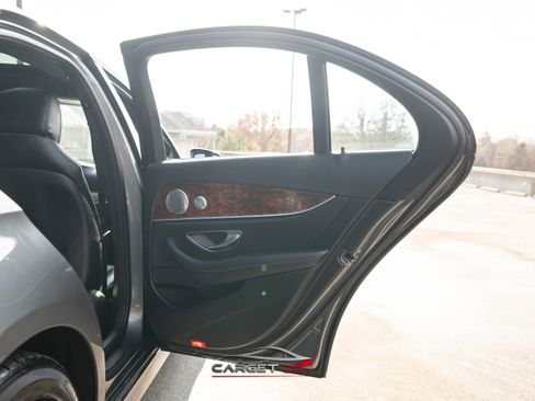 Used 2017 Mercedes-Benz E 300 4MATIC w/ Premium 2 Package image 42