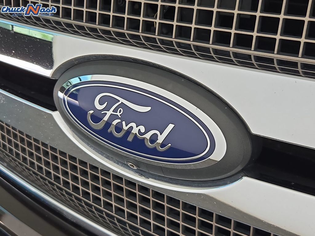 Used 2018 Ford F150 King Ranch w/ Equipment Group 601A Luxury AWD/4WD image 36