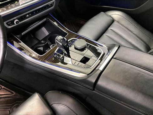 Used 2019 BMW X5 xDrive40i w/ Convenience Package AWD/4WD image 14