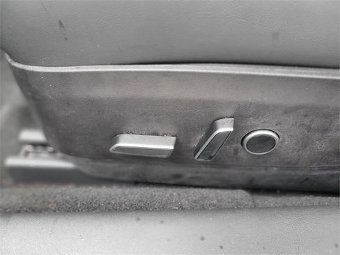 Used 2023 Tesla Model 3 Standard Range image 20