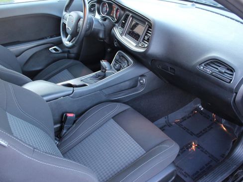 Used 2021 Dodge Challenger SXT RWD image 15
