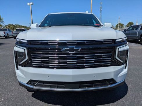 New 2026 Chevrolet Suburban High Country AWD/4WD image 9