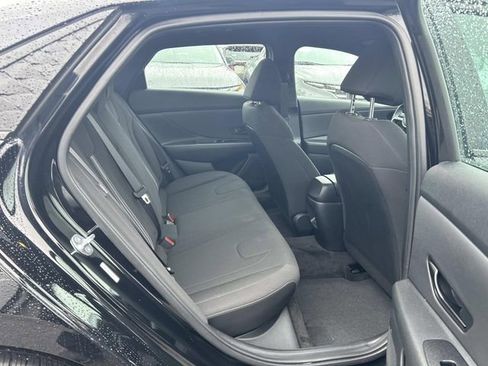 Certified 2025 Hyundai Elantra Sport image 14