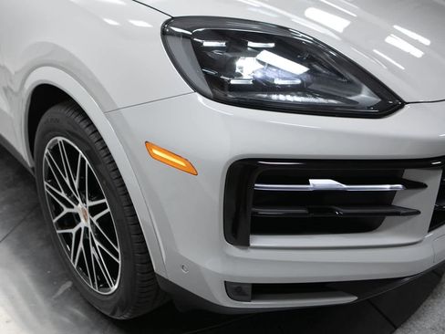 New 2026 Porsche Cayenne Coupe image 12