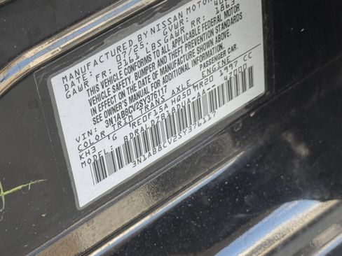 Used 2025 Nissan Sentra SV FWD image 28