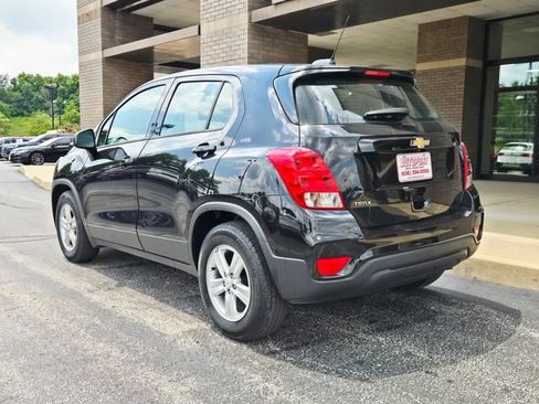 Used 2020 Chevrolet Trax LS FWD image 8