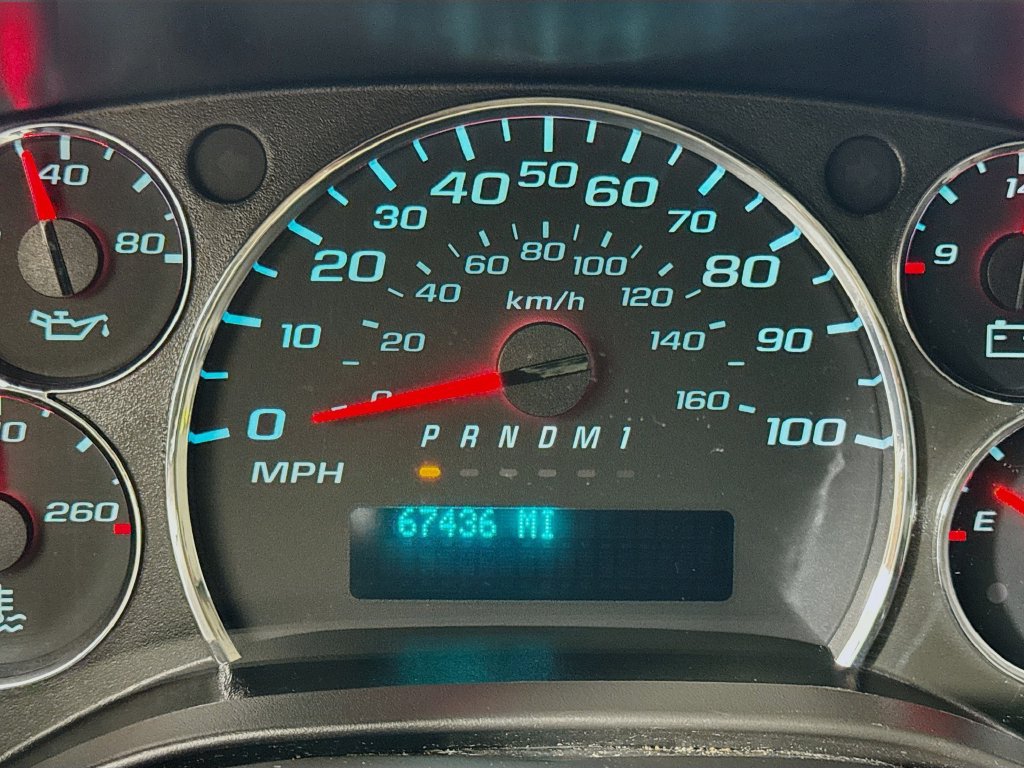 Used 2020 Chevrolet Express 2500 RWD image 13